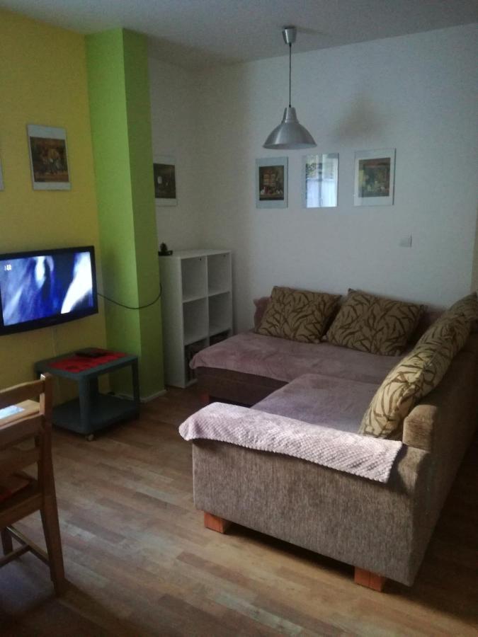 Apartman Orbit Karlov  Eksteriør billede